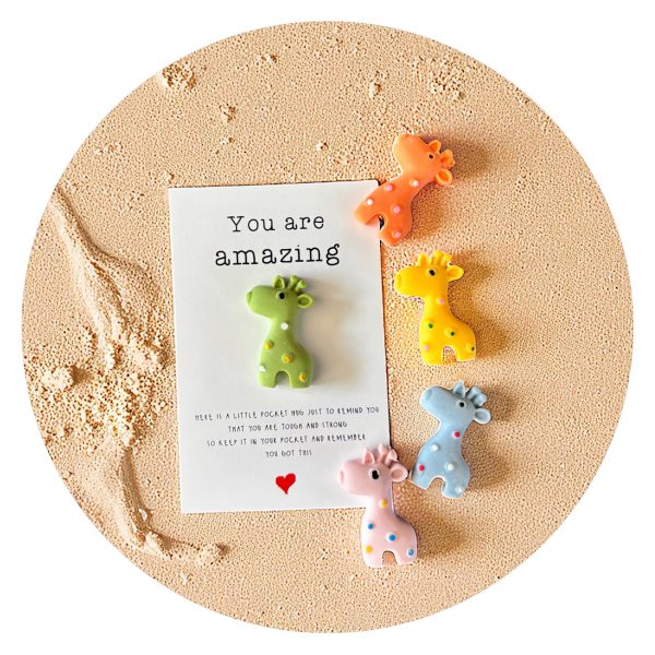 Pocket Hug Giraffe Amazing