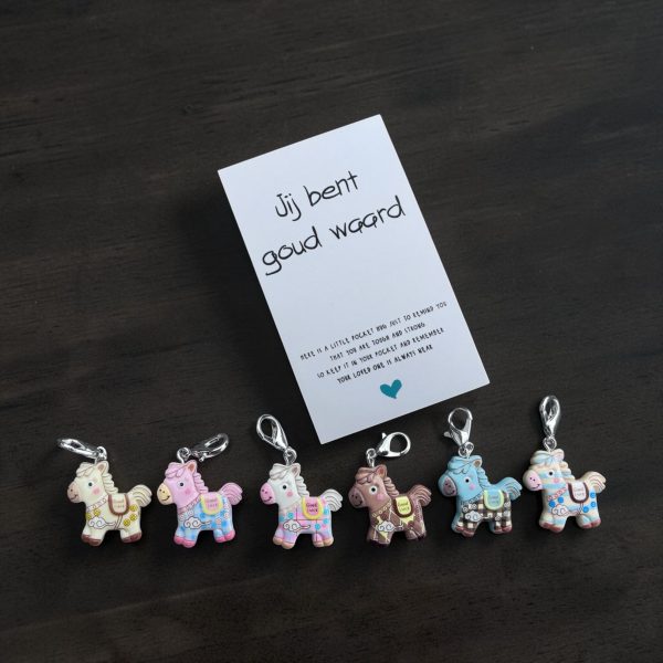 Pocket Hug Paardje Goud waard